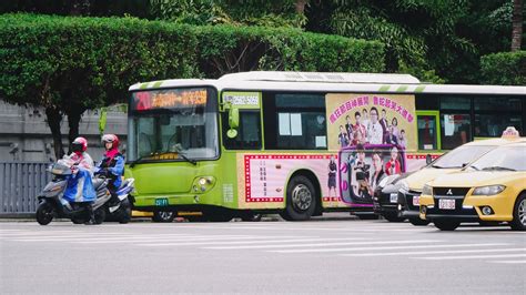 瀋陽到臺安客車多久可能因運輸方式和班次而異：現代科技與傳統交通之間的碰撞